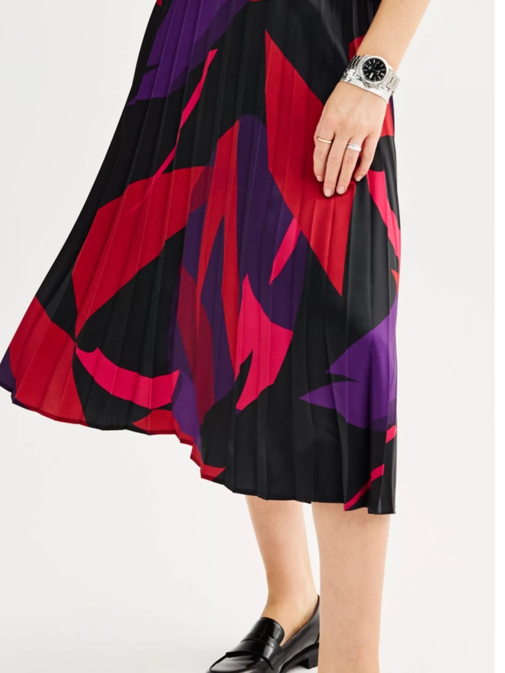 Nine West Black, Red & Purple Pleated Midi Skirt
